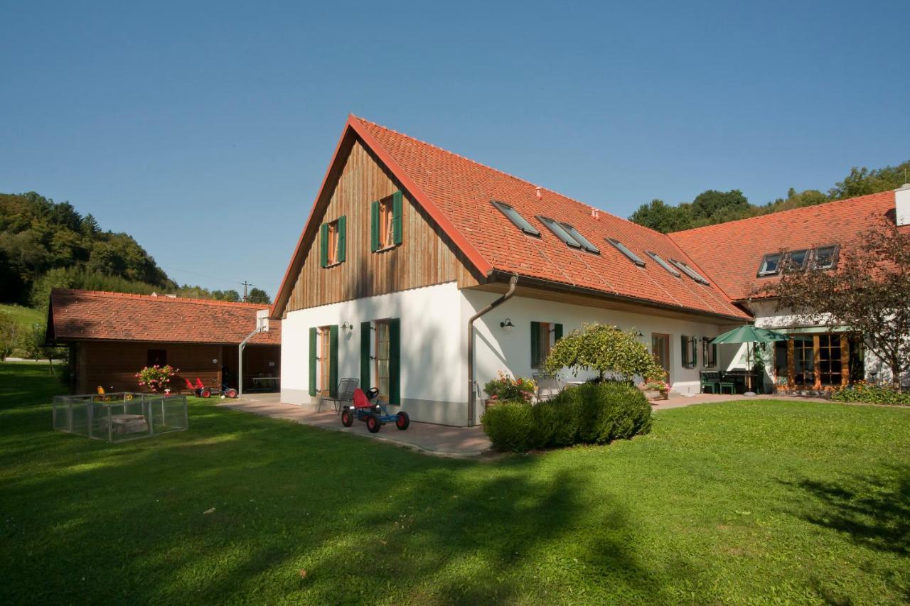 Villa Kuerbishof Gartner Fehring Esterno foto